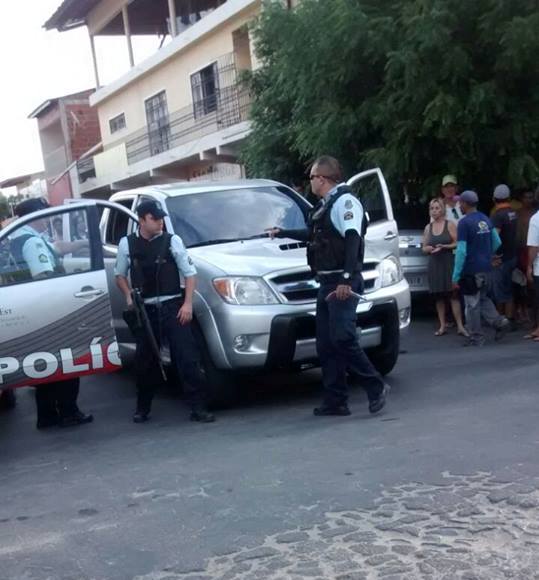 Quixada_troca_tirosA
