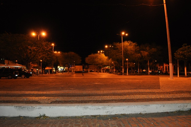 Praca_jose_de_barros1_noite