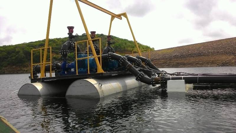 adultora_de_Qxbim_Pedras