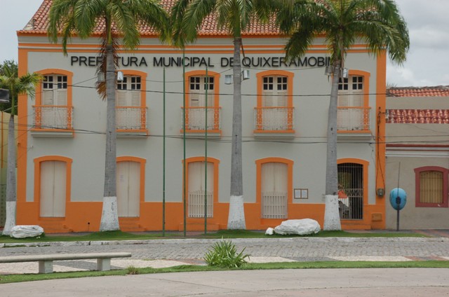Prefeitura_quixeramobim2015